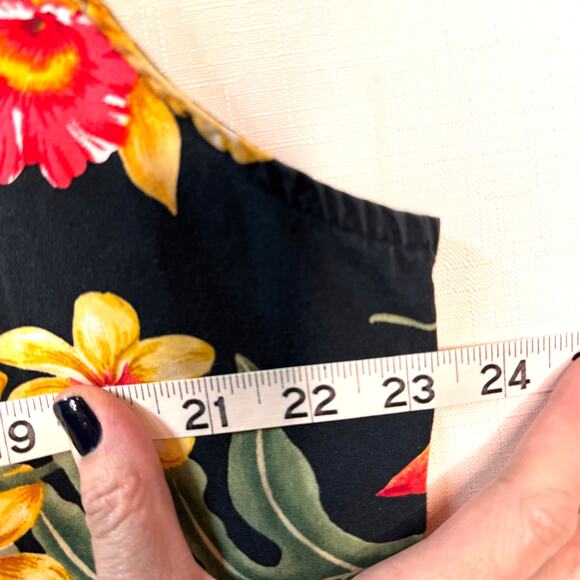 Vtg‎ Hawaiian Top Womens 2X Sleeveless Button Down Floral Tropical Summer Beach - Picture 9 of 9